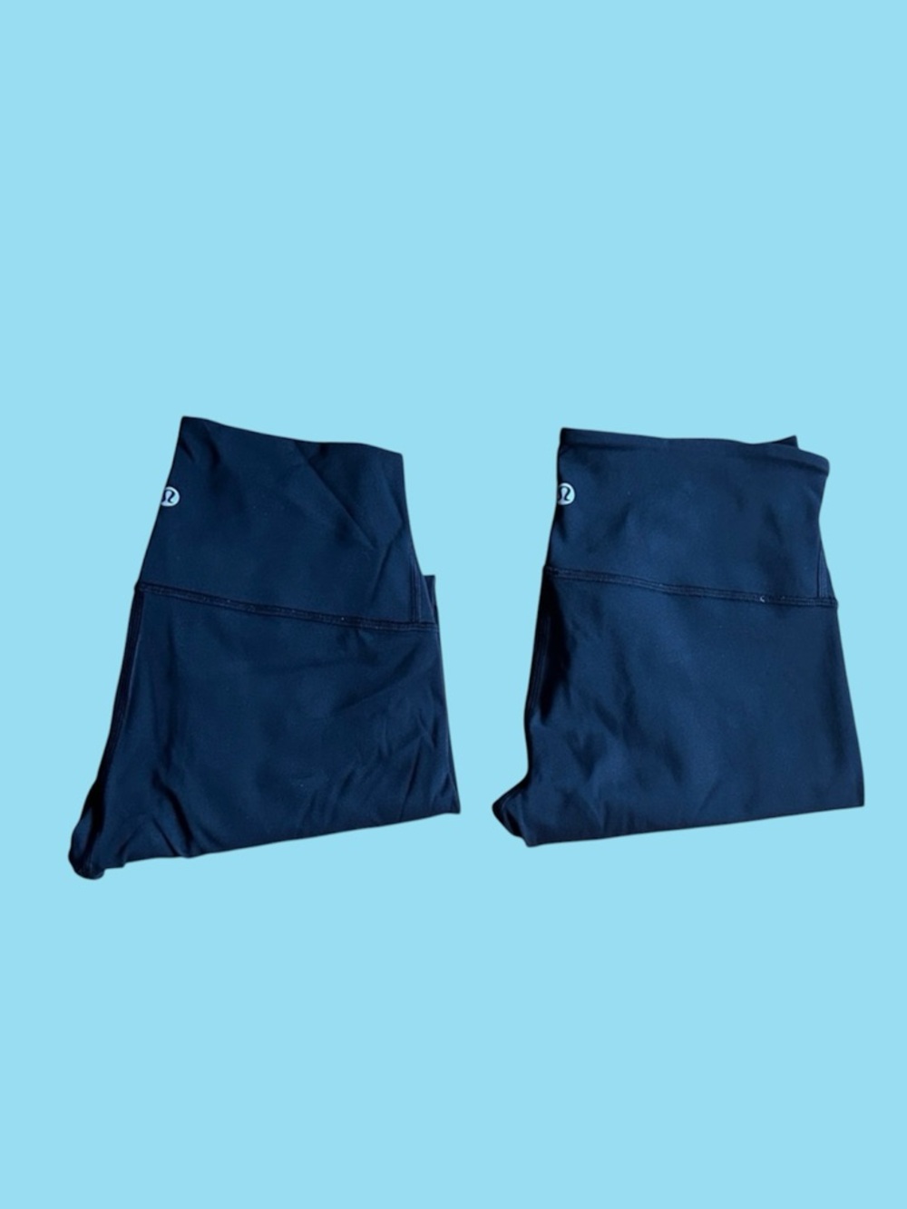 🇨🇦 🍋 NWOT condition, Lululemon crops (2) 🍋